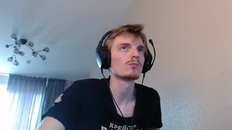 Snapshot of gasturfahe chatting on October 13, 2025, 7:30 am gasturfahe online show from October 13, 2025, 7:30 am