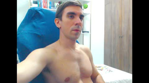 gatosarado23 online show from January 18, 2025, 8:20 am