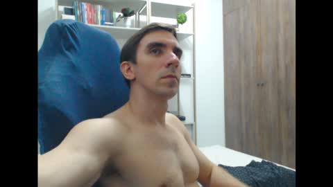 gatosarado23 online show from January 23, 2025, 4:09 am