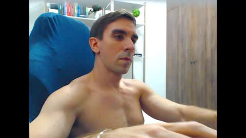 gatosarado23 online show from February 2, 2025, 2:38 am