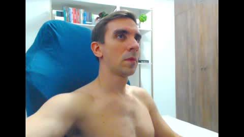 gatosarado23 online show from February 16, 2025, 9:59 pm