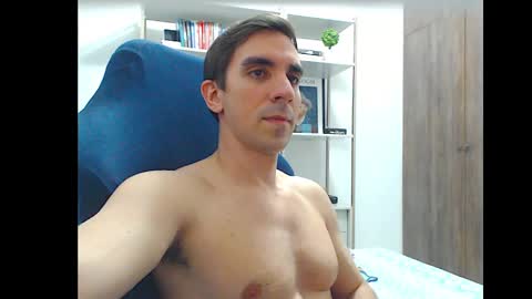 gatosarado23 online show from October 7, 2025, 2:53 am