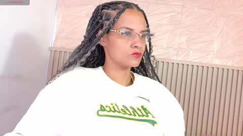 gaviluc_ online show from September 9, 2025, 11:10 am