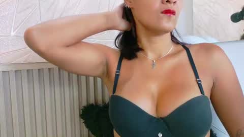 gaviluc_ online show from June 10, 2026, 12:26 pm