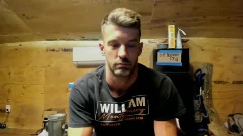 gawwwwddddamn online show from May 17, 2026, 1:47 am
