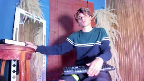 HAN online show from December 21, 2025, 8:54 am