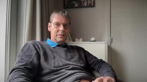 geertjem online show from October 17, 2025, 9:12 am