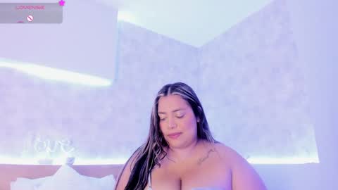 geminis muentes online show from February 3, 2025, 3:31 am