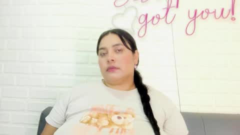 geminis muentes online show from December 17, 2025, 7:20 pm