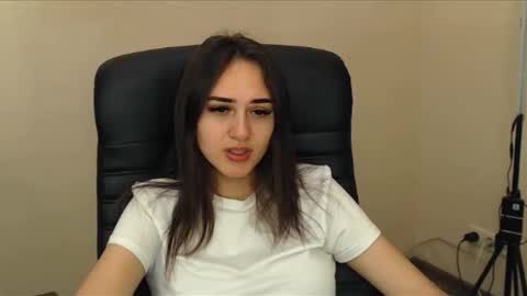 Gemma online show from October 30, 2025, 7:21 am