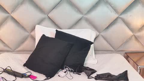 Maria  online show from September 10, 2025, 3:06 am