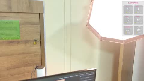 Maria  online show from November 9, 2025, 3:05 am