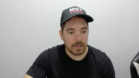 genesis_wb online show from November 14, 2025, 11:24 pm