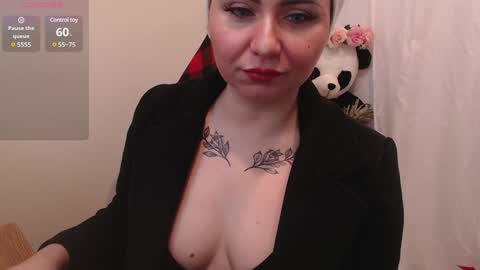 Snapshot of genesisgems11_ chatting on January 18, 2025, 4:04 am Genesis online show from January 18, 2025, 4:04 am