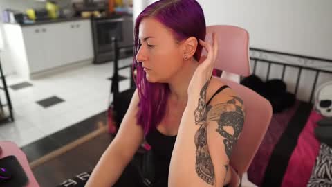 Genny Rock   and  online show from February 17, 2025, 3:20 pm