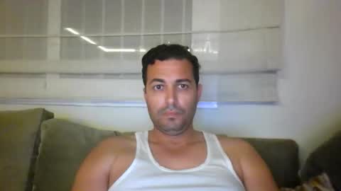 genteldevil online show from October 23, 2025, 10:19 pm