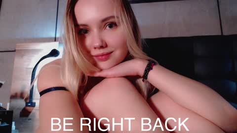 Snapshot of gentleflower23 chatting on December 30, 2024, 3:03 am Tanya online show from December 30, 2024, 3:03 am