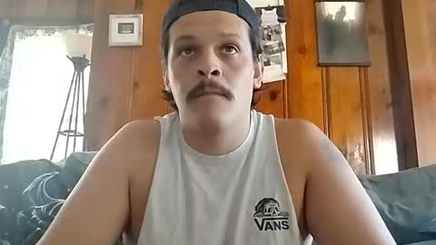 geofferyearlmarsh online show from October 23, 2025, 8:07 pm