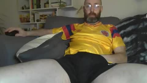 Geon online show from December 2, 2025, 4:18 am