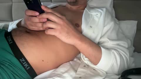 Snapshot of georgeclooneyson chatting on February 11, 2026, 2:22 pm GEORGECLOONEYSON online show from February 11, 2026, 2:22 pm