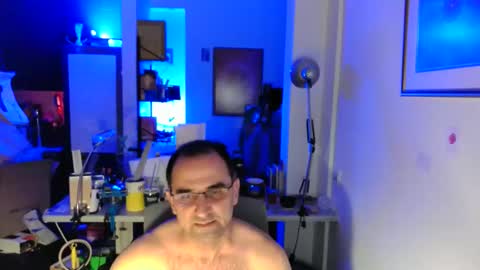 Snapshot of georgempt chatting on February 23, 2025, 5:18 pm georgempt online show from February 23, 2025, 5:18 pm