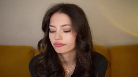 georgiamorandi online show from November 28, 2025, 11:02 am