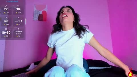 GEORGINA FERRI online show from November 19, 2025, 5:13 pm