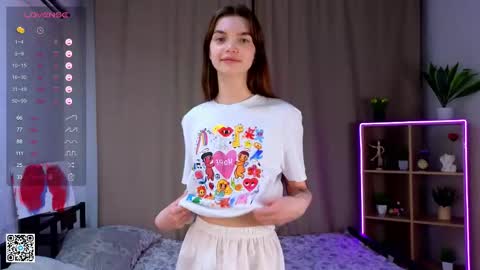 Snapshot of georginaarness chatting on February 14, 2025, 2:44 pm Georgina online show from February 14, 2025, 2:44 pm