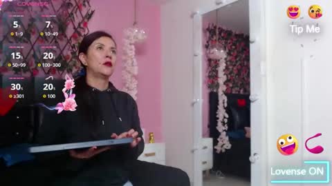 Snapshot of georginabianco chatting on February 3, 2026, 12:21 pm Georgi online show from February 3, 2026, 12:21 pm