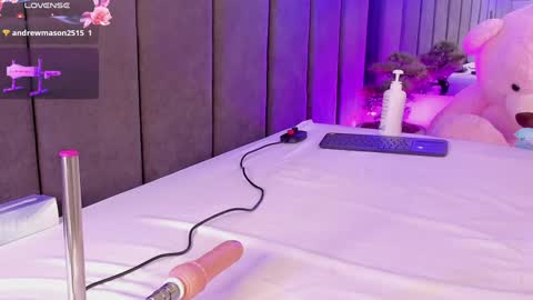 Kendal  online show from January 11, 2025, 2:09 am