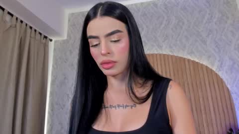 Kendal  online show from November 17, 2025, 2:01 pm