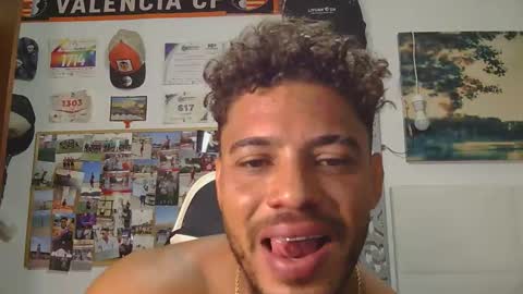 geovannygarrido91 online show from September 21, 2025, 4:41 pm