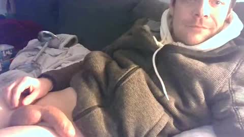 German33FFM1 online show from January 3, 2025, 3:16 am