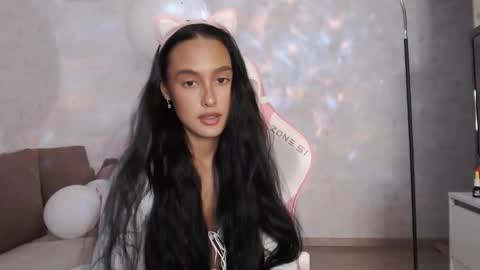 Snapshot of germiona_shine chatting on March 4, 2026, 3:23 am Germiona online show from March 4, 2026, 3:23 am