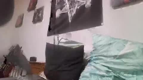 gersey1210 online show from October 1, 2025, 7:31 pm