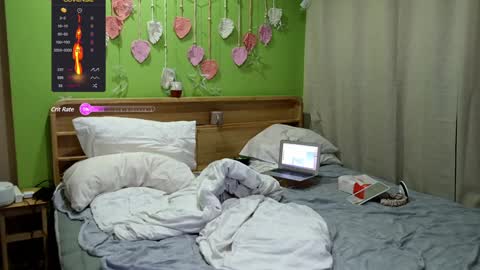 Anna online show from December 10, 2024, 5:55 pm