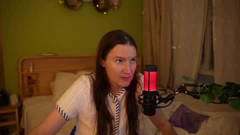 Anna online show from September 20, 2025, 2:07 pm