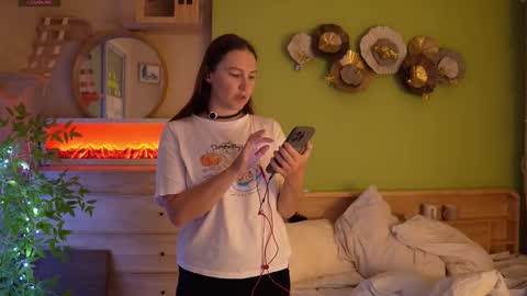 Anna online show from November 30, 2025, 3:38 pm