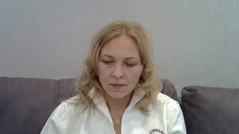 Snapshot of gessy_vellian8 chatting on October 24, 2025, 6:21 am gessy_vellian8 online show from October 24, 2025, 6:21 am