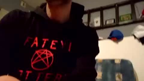 gggggg357816 online show from February 16, 2026, 12:01 pm