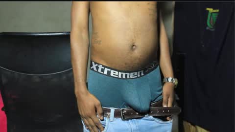 Snapshot of ghettolife2020 chatting on October 24, 2025, 6:59 pm ghettolife2020 online show from October 24, 2025, 6:59 pm
