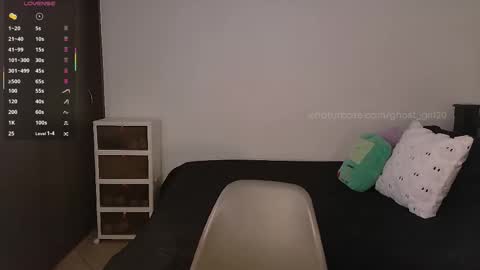 Im Jenn Next stream Monday - start -5 GMT online show from October 13, 2025, 9:48 pm