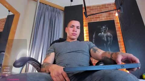 Snapshot of ghostman_1 chatting on October 28, 2025, 12:30 pm  1 online show from October 28, 2025, 12:30 pm