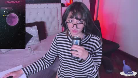 Allison  online show from January 22, 2025, 8:06 pm