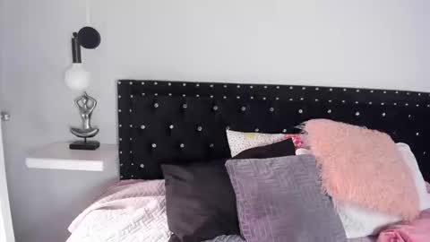 Allison  online show from September 9, 2025, 8:08 pm