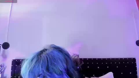 Allison  online show from September 13, 2025, 1:44 pm