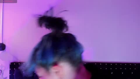 Allison  online show from October 4, 2025, 1:31 pm