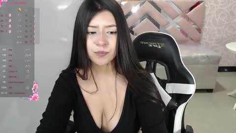 gia_ch online show from February 5, 2025, 1:44 pm