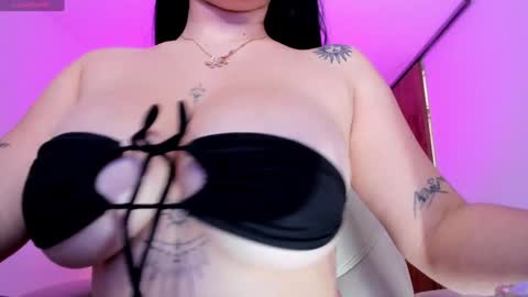 Gia lowry online show from January 18, 2025, 5:48 pm