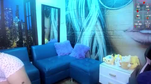 giaa rossi online show from December 18, 2025, 1:50 pm